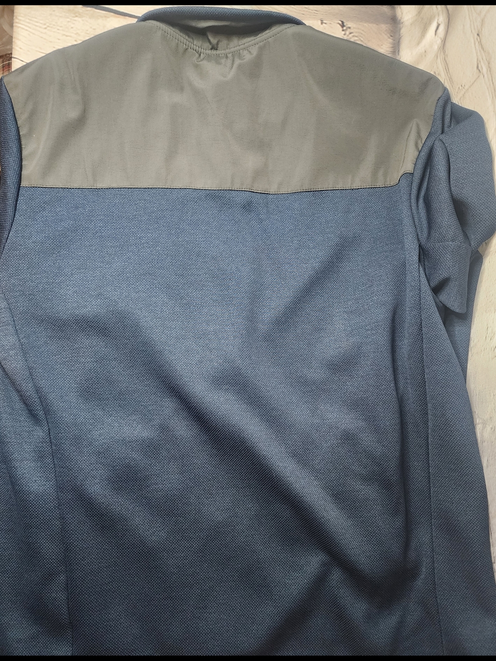 Orvis Navy and Gray Zip Front Fleece Jacket - Picture 7 of 7
